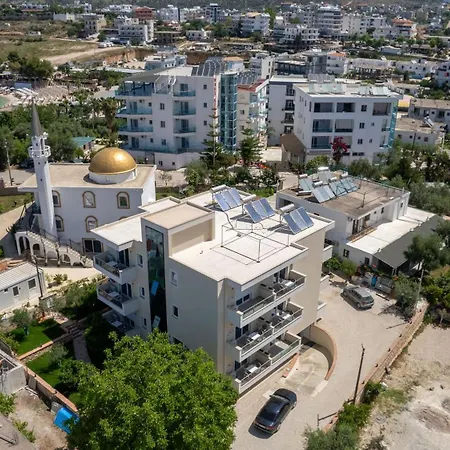 Ξενοδοχείο Golden 4*