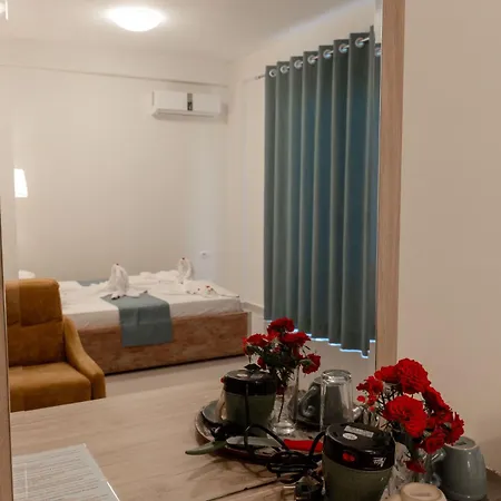 Hotel Golden 4*