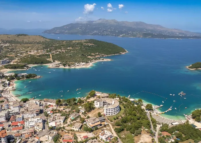 Golden Otel 4*