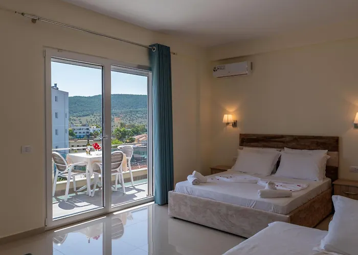 Golden Otel 4*